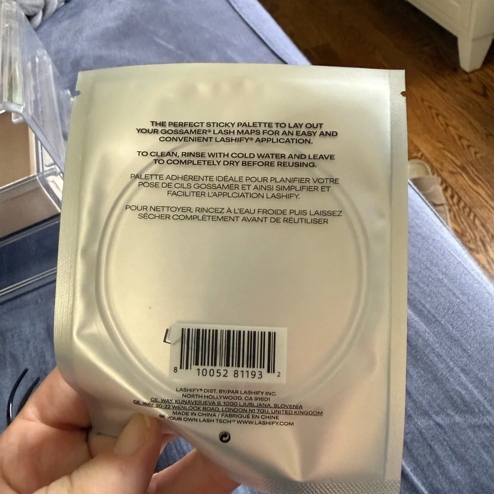 Lashify kit! - Picture 8 of 12